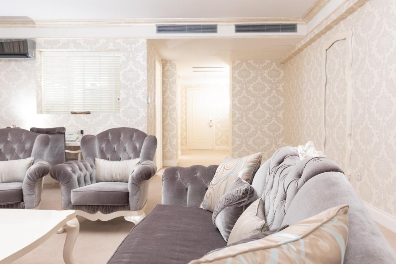 Hotel Dukagjini Peje Bagian luar foto