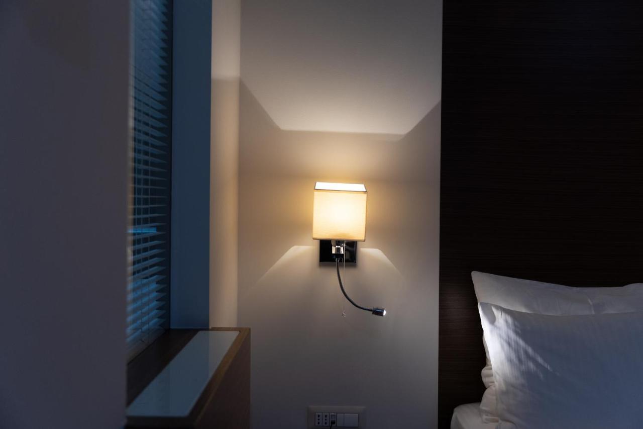 Hotel Dukagjini Peje Bagian luar foto