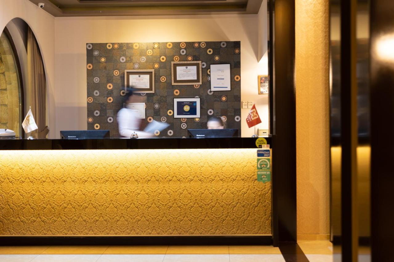 Hotel Dukagjini Peje Bagian luar foto